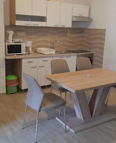 Διαμέρισμα 9